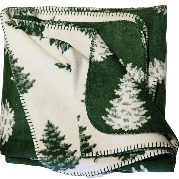 Docofil Bedding Docofil Oversize Reversible Green White Soft Throw